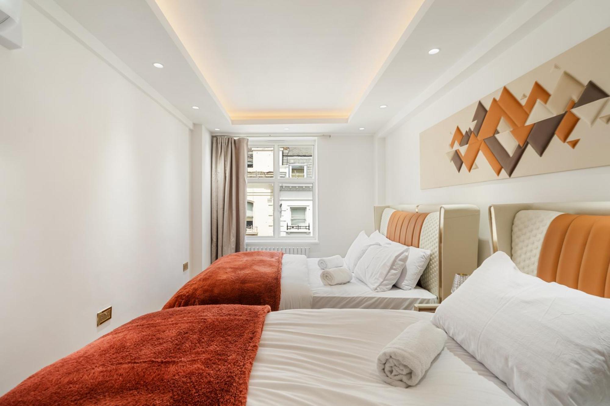 Apartment Refined 2 Bedroom In Londons Elite Mayfair District H10