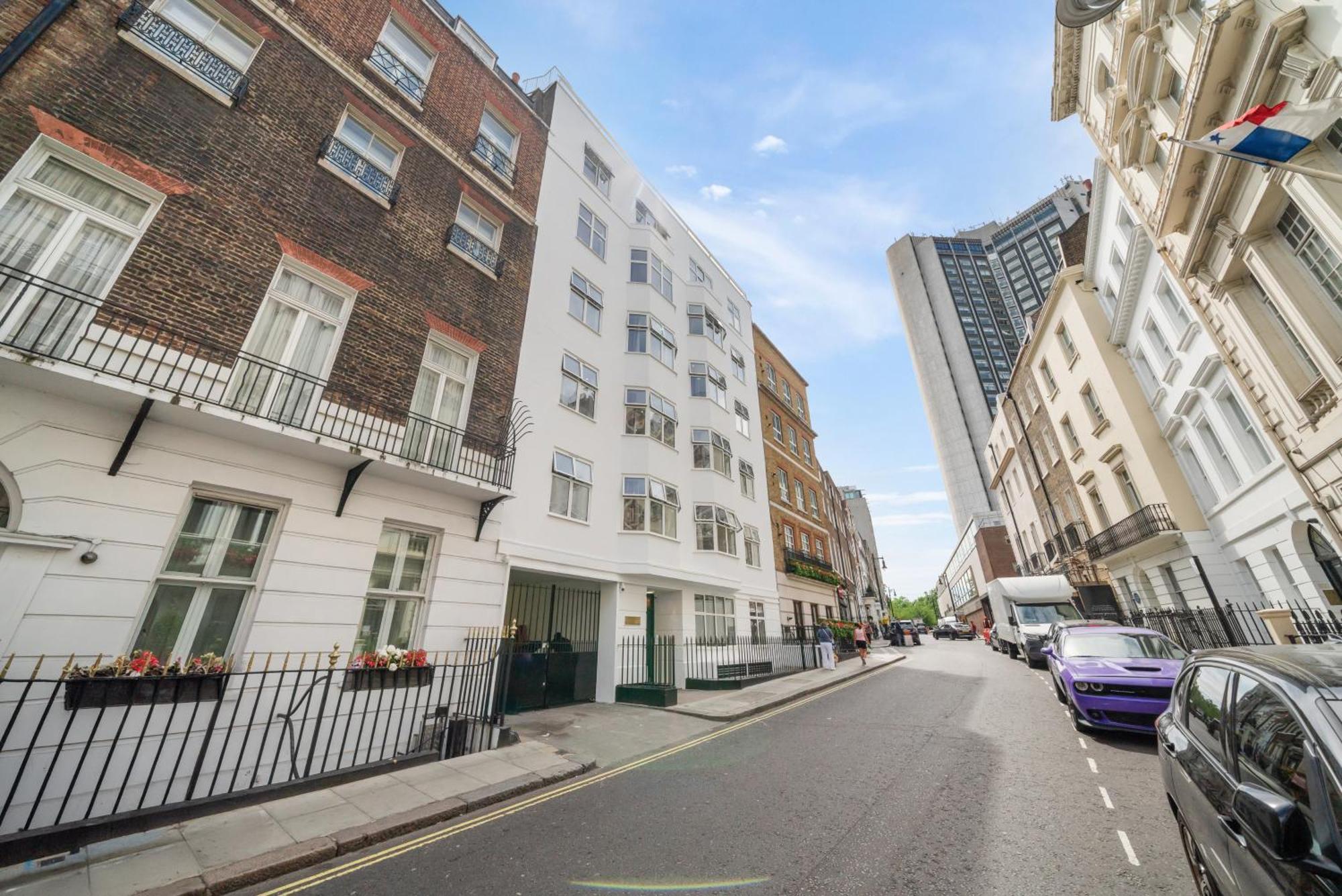 Refined 2 Bedroom In Londons Elite Mayfair District H10 Apartment